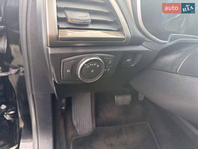 Седан Ford Fusion 2016 в Києві фото 27 Седан Ford Fusion 2016 в Києві