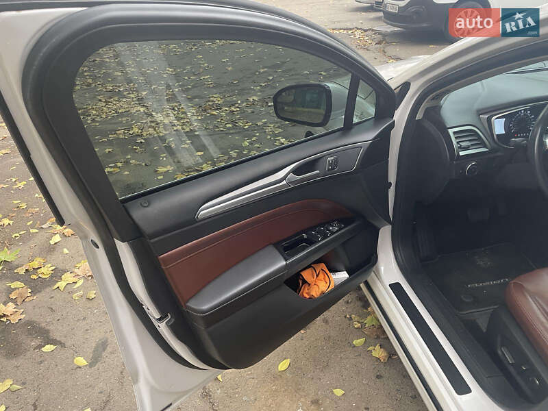 Седан Ford Fusion 2015 в Николаеве фото 11 Седан Ford Fusion 2015 в Николаеве