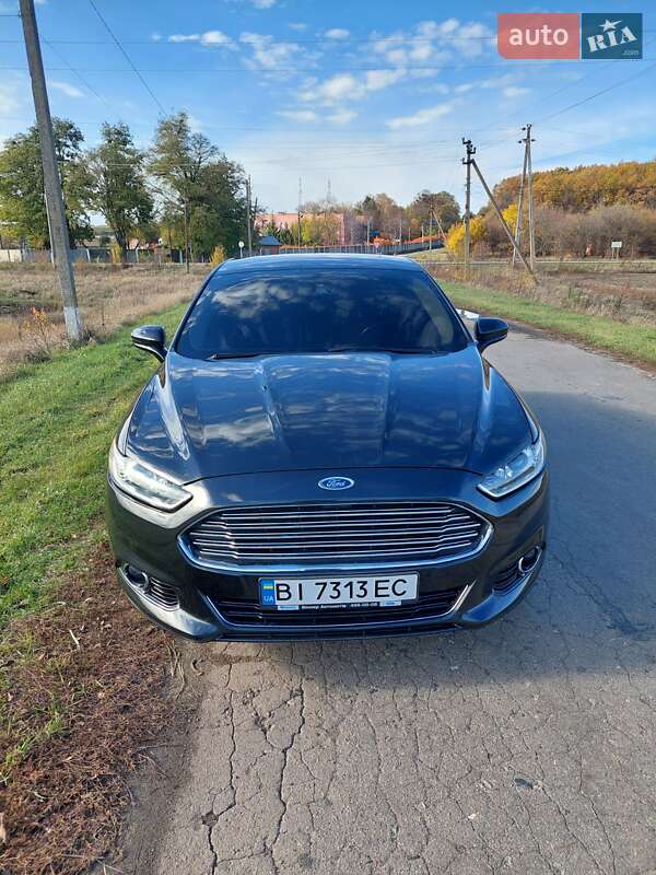 Седан Ford Fusion 2013 в Зенькове