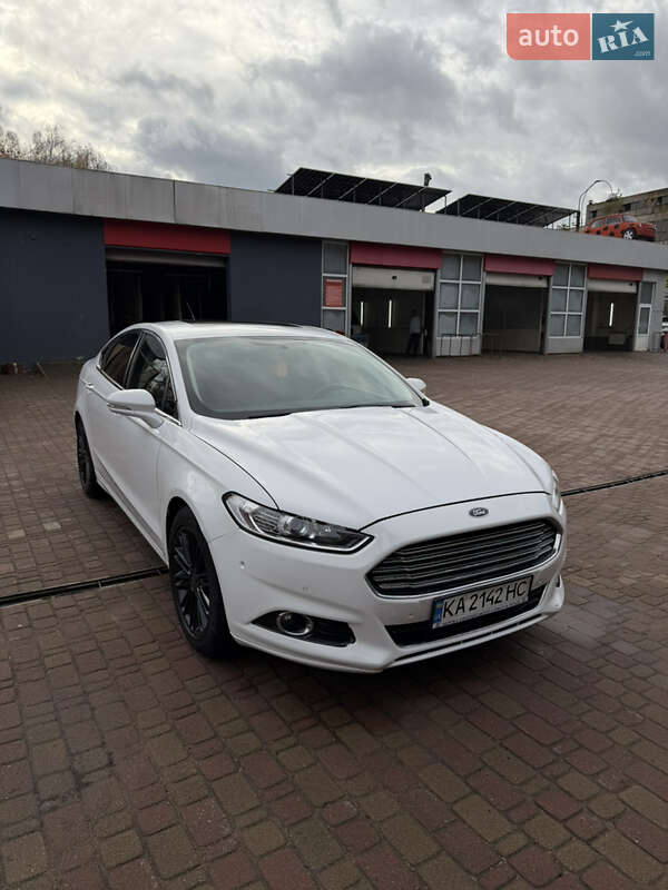 Седан Ford Fusion 2016 в Києві