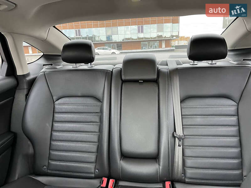 Седан Ford Fusion 2016 в Києві