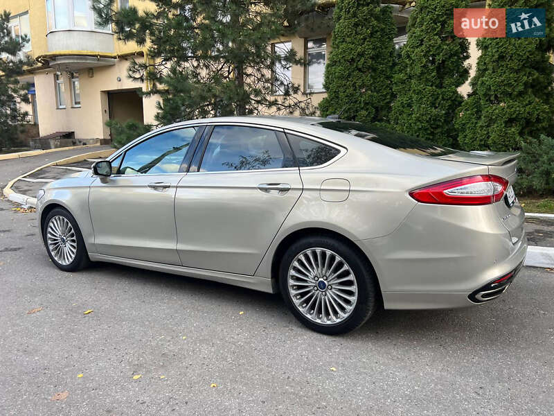 Седан Ford Fusion 2015 в Харкові