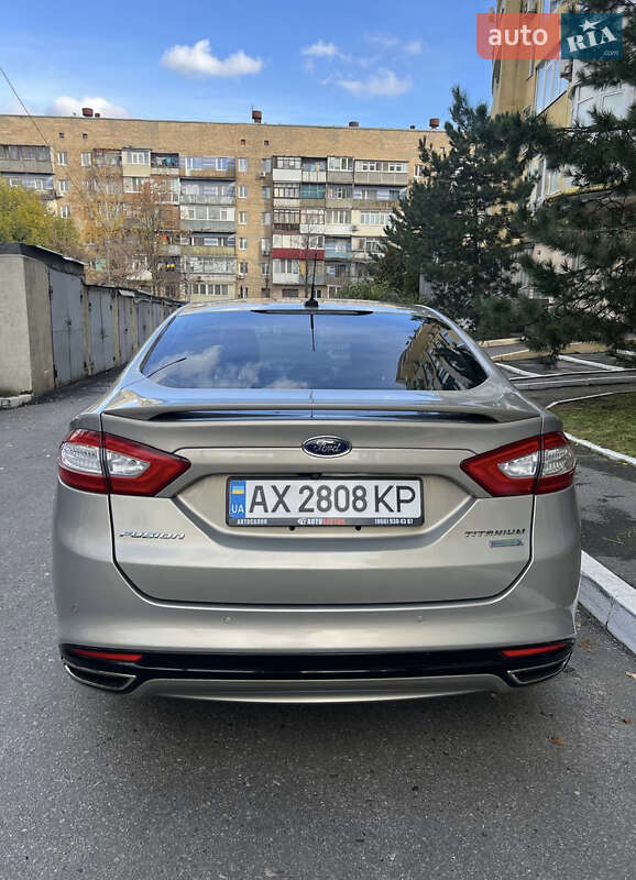 Седан Ford Fusion 2015 в Харкові
