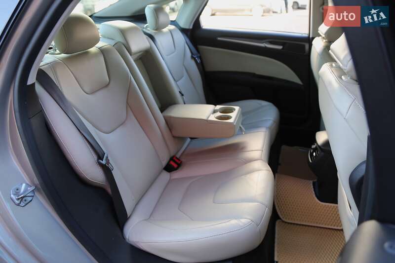Седан Ford Fusion 2014 в Киеве фото 11 Седан Ford Fusion 2014 в Киеве