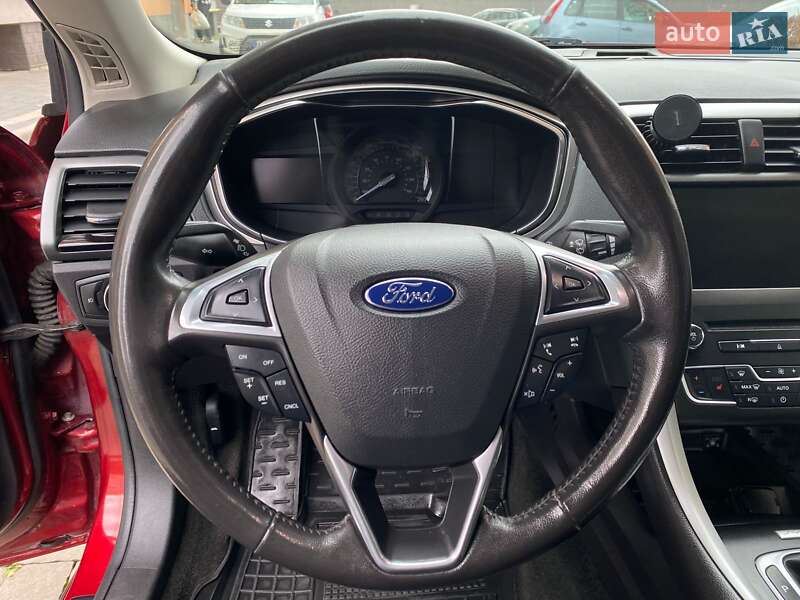 Седан Ford Fusion 2015 в Ивано-Франковске