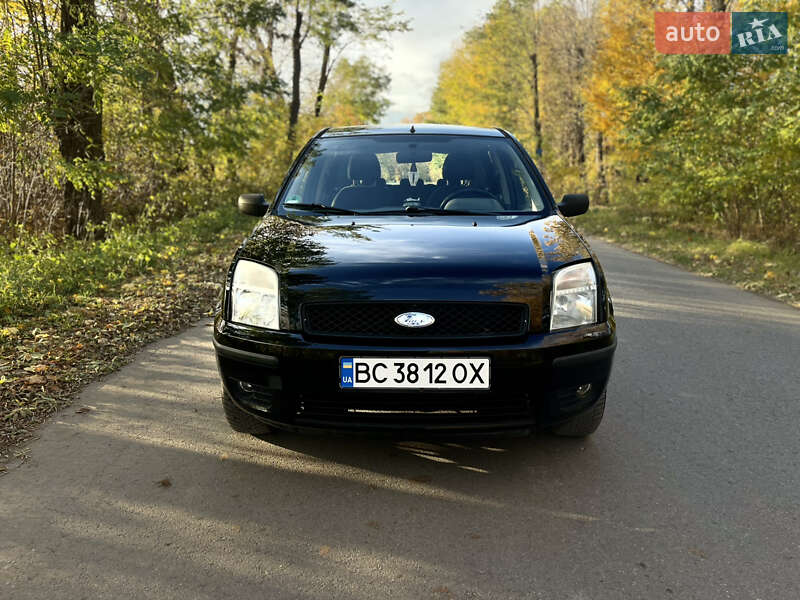 Хэтчбек Ford Fusion 2002 в Хмельницком