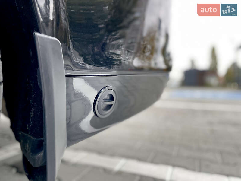 Седан Ford Fusion 2018 в Вараші