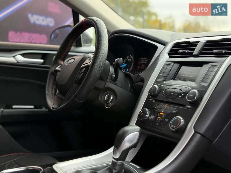 Седан Ford Fusion 2013 в Запорожье