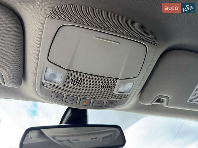 Седан Ford Fusion 2019 в Києві фото 19 Седан Ford Fusion 2019 в Києві