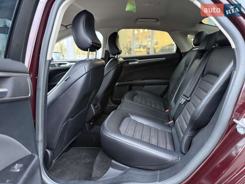 Седан Ford Fusion 2017 в Киеве фото 16 Седан Ford Fusion 2017 в Киеве