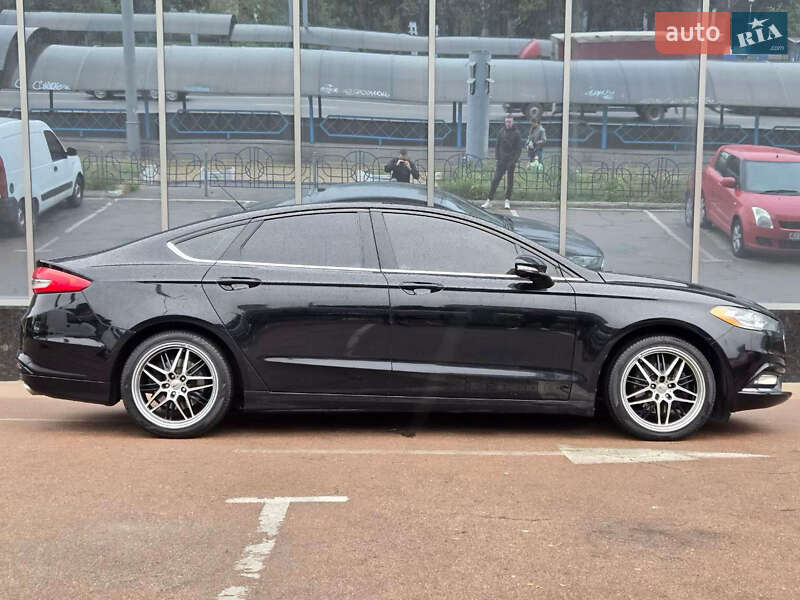 Седан Ford Fusion 2017 в Киеве фото 9 Седан Ford Fusion 2017 в Киеве
