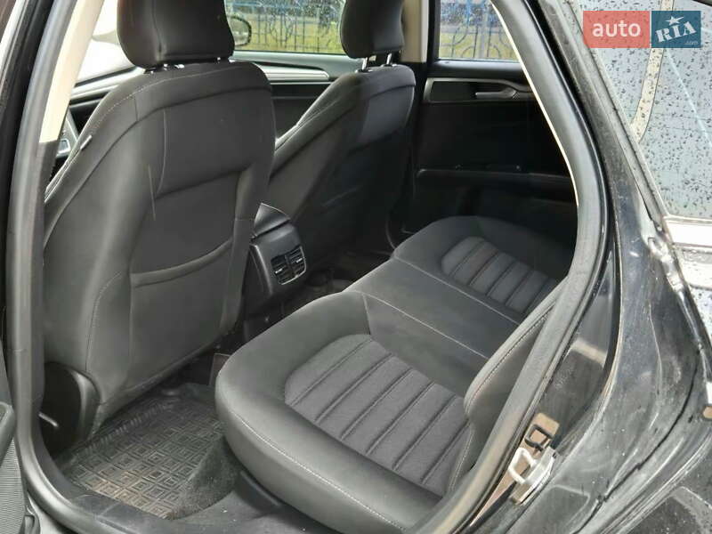 Седан Ford Fusion 2017 в Киеве фото 23 Седан Ford Fusion 2017 в Киеве