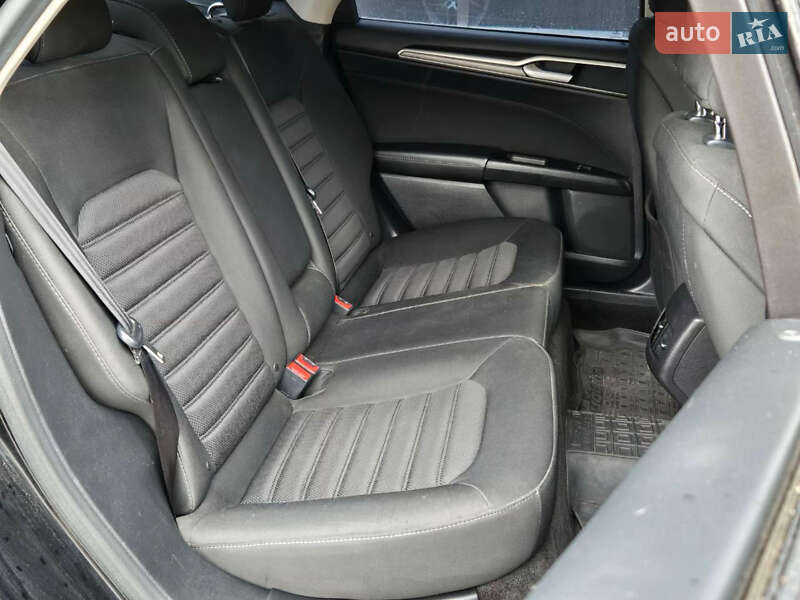 Седан Ford Fusion 2017 в Киеве фото 26 Седан Ford Fusion 2017 в Киеве