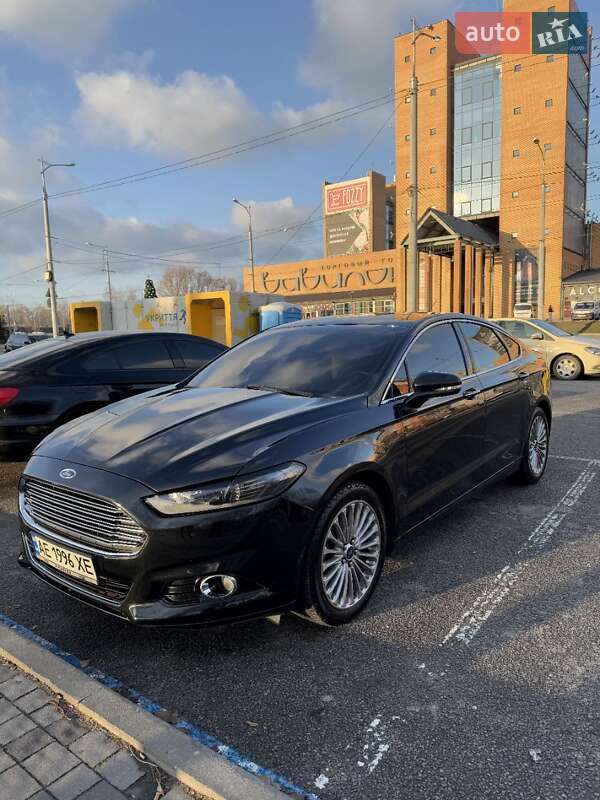 Седан Ford Fusion 2015 в Львові