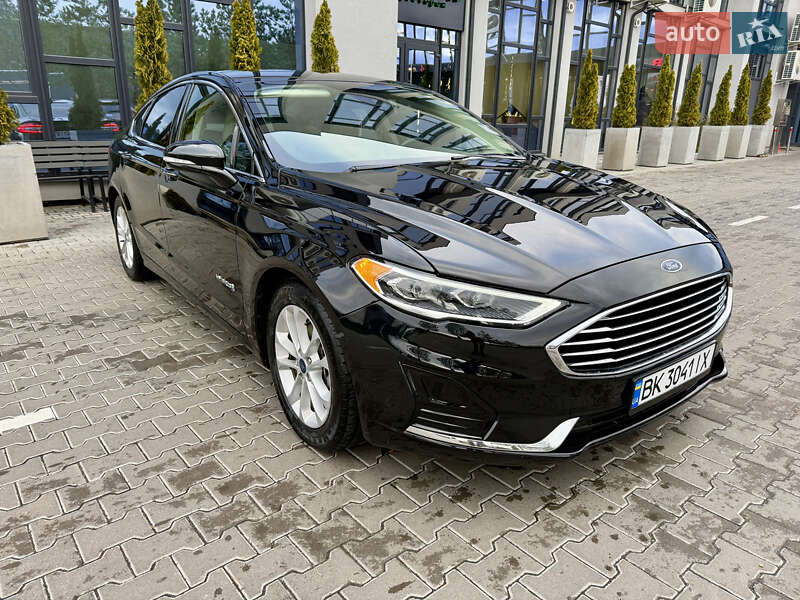 Седан Ford Fusion 2019 в Рівному фото 9 Седан Ford Fusion 2019 в Рівному