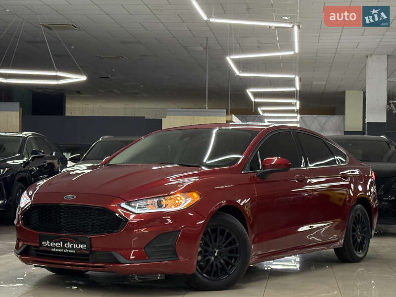 Ford Fusion 2020
