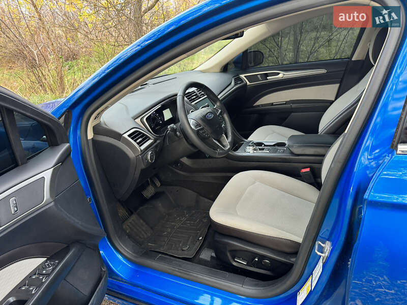 Седан Ford Fusion 2020 в Житомирі