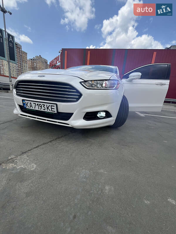 Седан Ford Fusion 2013 в Києві фото 4 Седан Ford Fusion 2013 в Києві