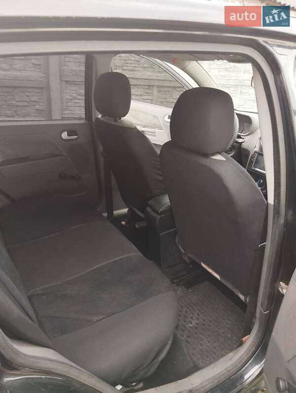 Хетчбек Ford Fusion 2003 в Фастові