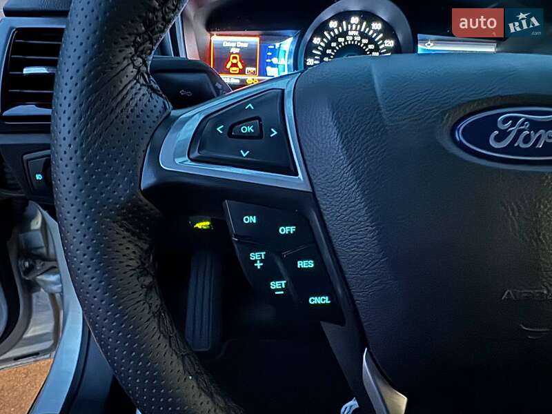 Седан Ford Fusion 2015 в Киеве фото 19 Седан Ford Fusion 2015 в Киеве