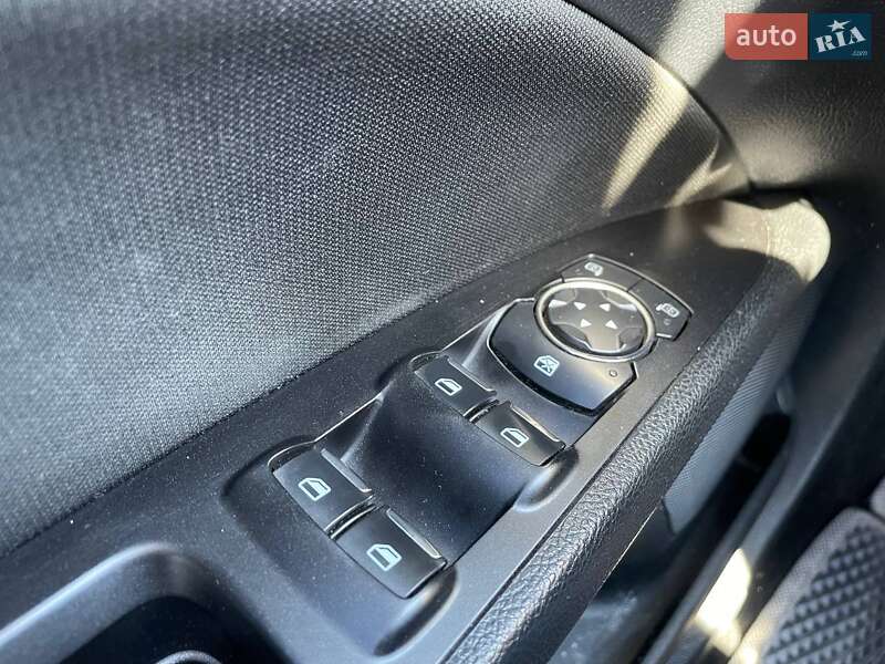 Седан Ford Fusion 2017 в Киеве