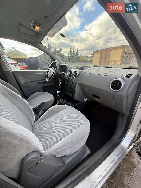 Хетчбек Ford Fusion 2003 в Білій Церкві