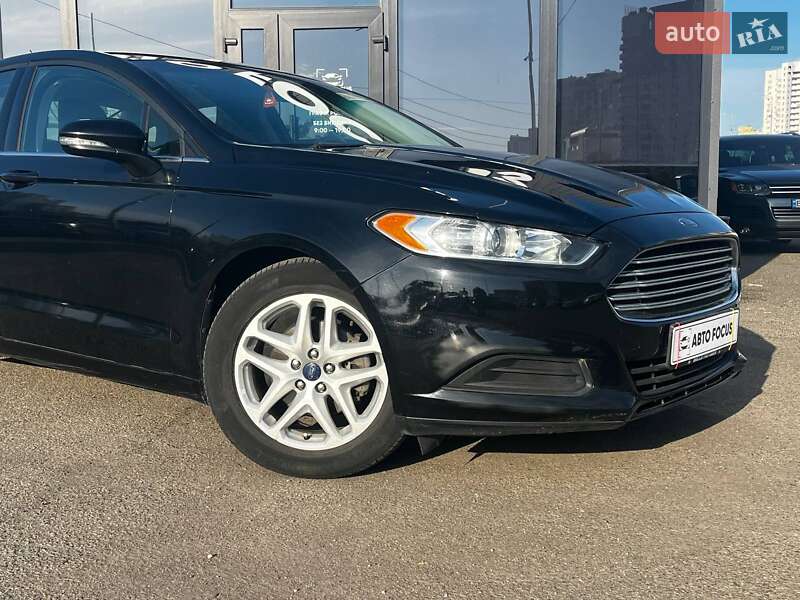 Седан Ford Fusion 2016 в Києві