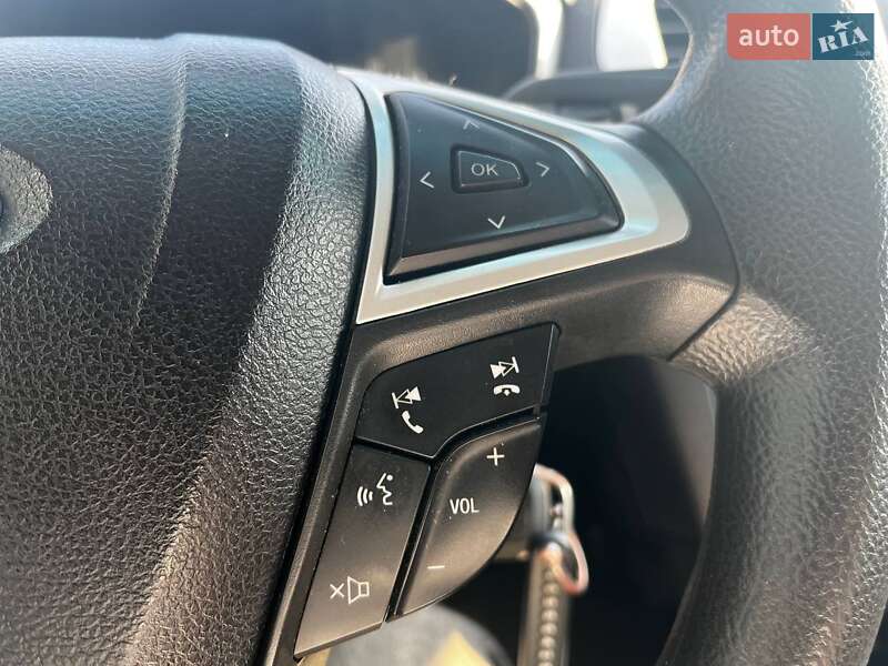 Седан Ford Fusion 2016 в Києві