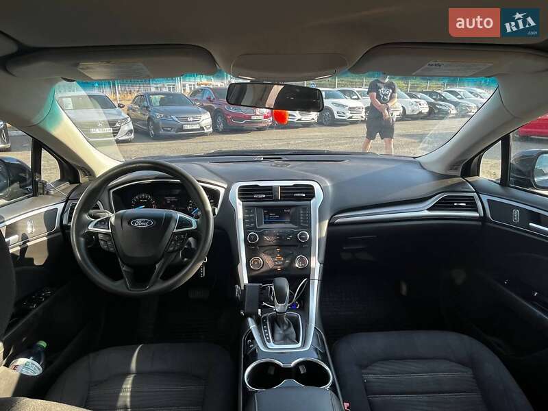 Седан Ford Fusion 2016 в Києві