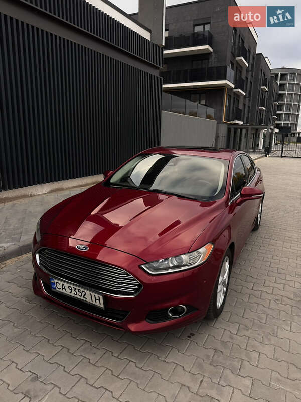 Седан Ford Fusion 2014 в Черкассах