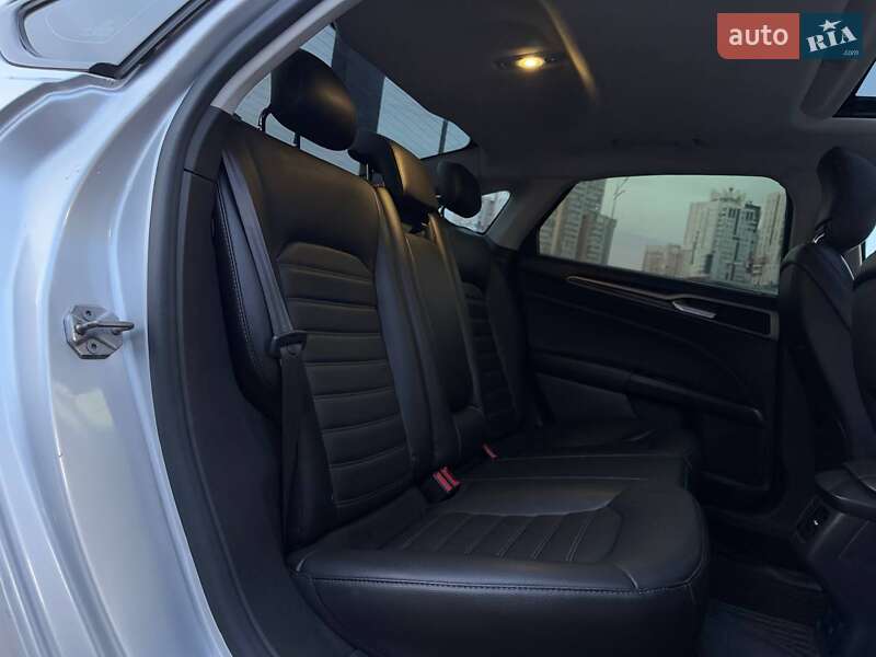 Седан Ford Fusion 2013 в Киеве фото 11 Седан Ford Fusion 2013 в Киеве