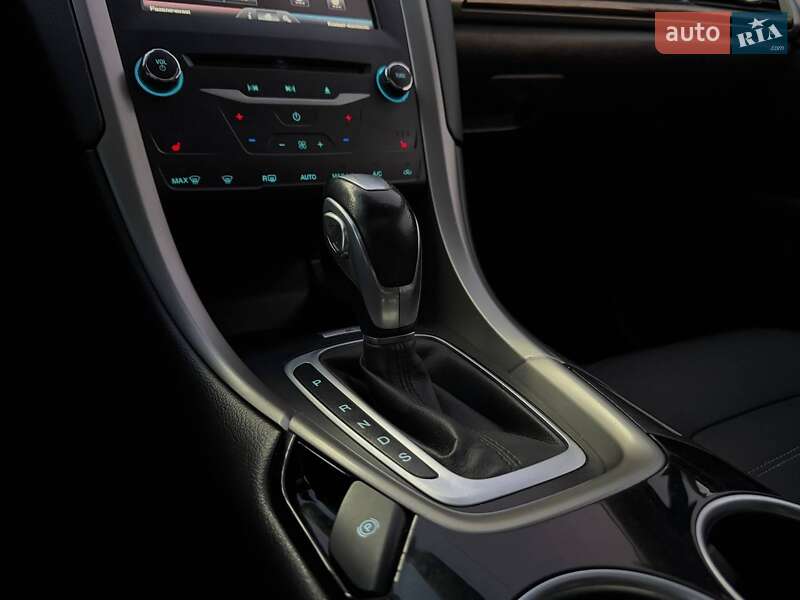 Седан Ford Fusion 2013 в Киеве фото 20 Седан Ford Fusion 2013 в Киеве
