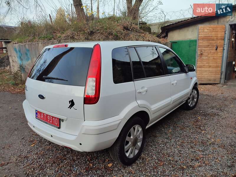 Хэтчбек Ford Fusion 2010 в Житомире