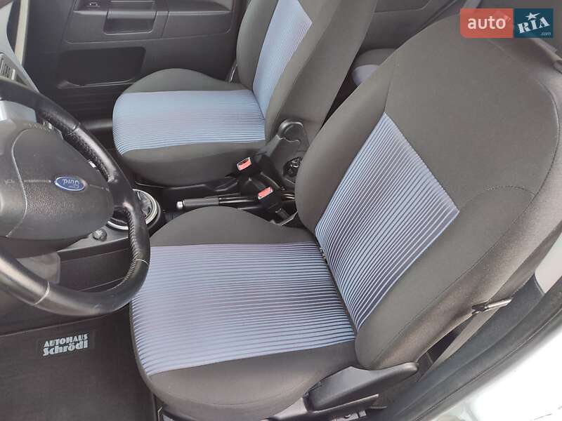 Хэтчбек Ford Fusion 2010 в Житомире