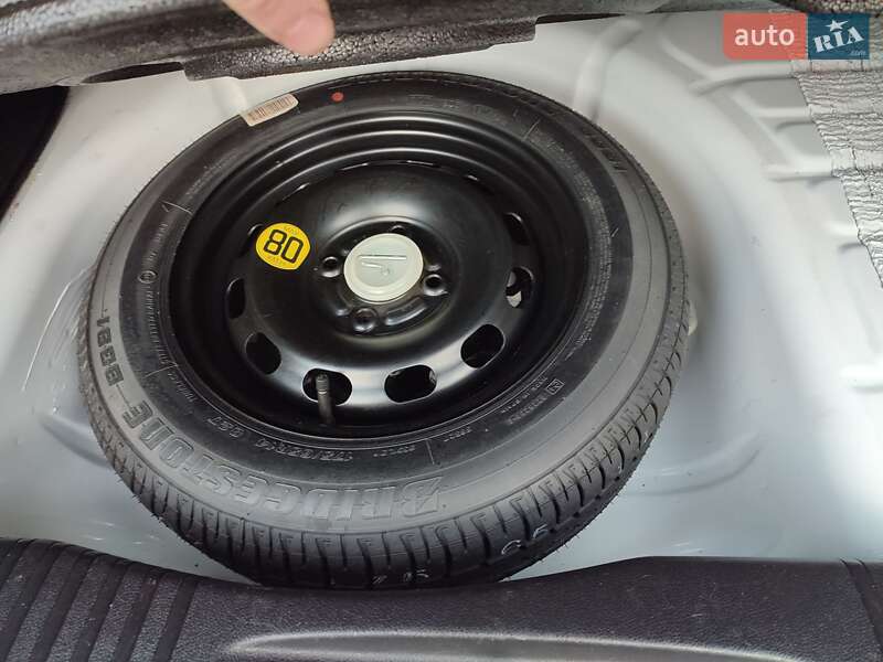 Хэтчбек Ford Fusion 2010 в Житомире