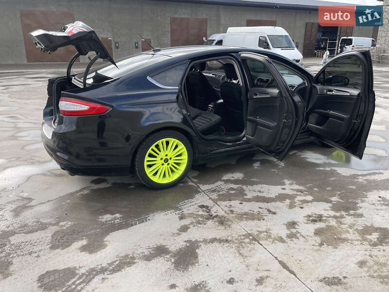 Седан Ford Fusion 2014 в Одессе