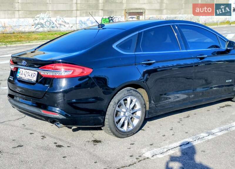 Седан Ford Fusion 2017 в Полтаві