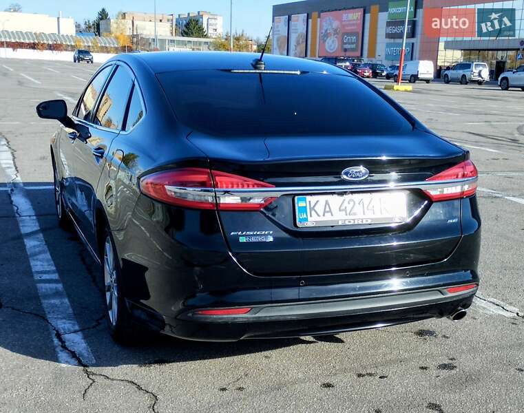 Седан Ford Fusion 2017 в Полтаві
