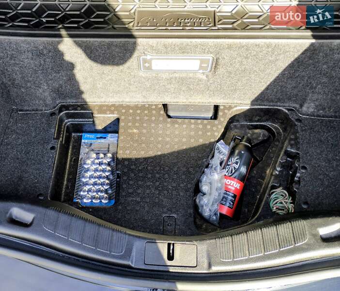 Седан Ford Fusion 2017 в Полтаві