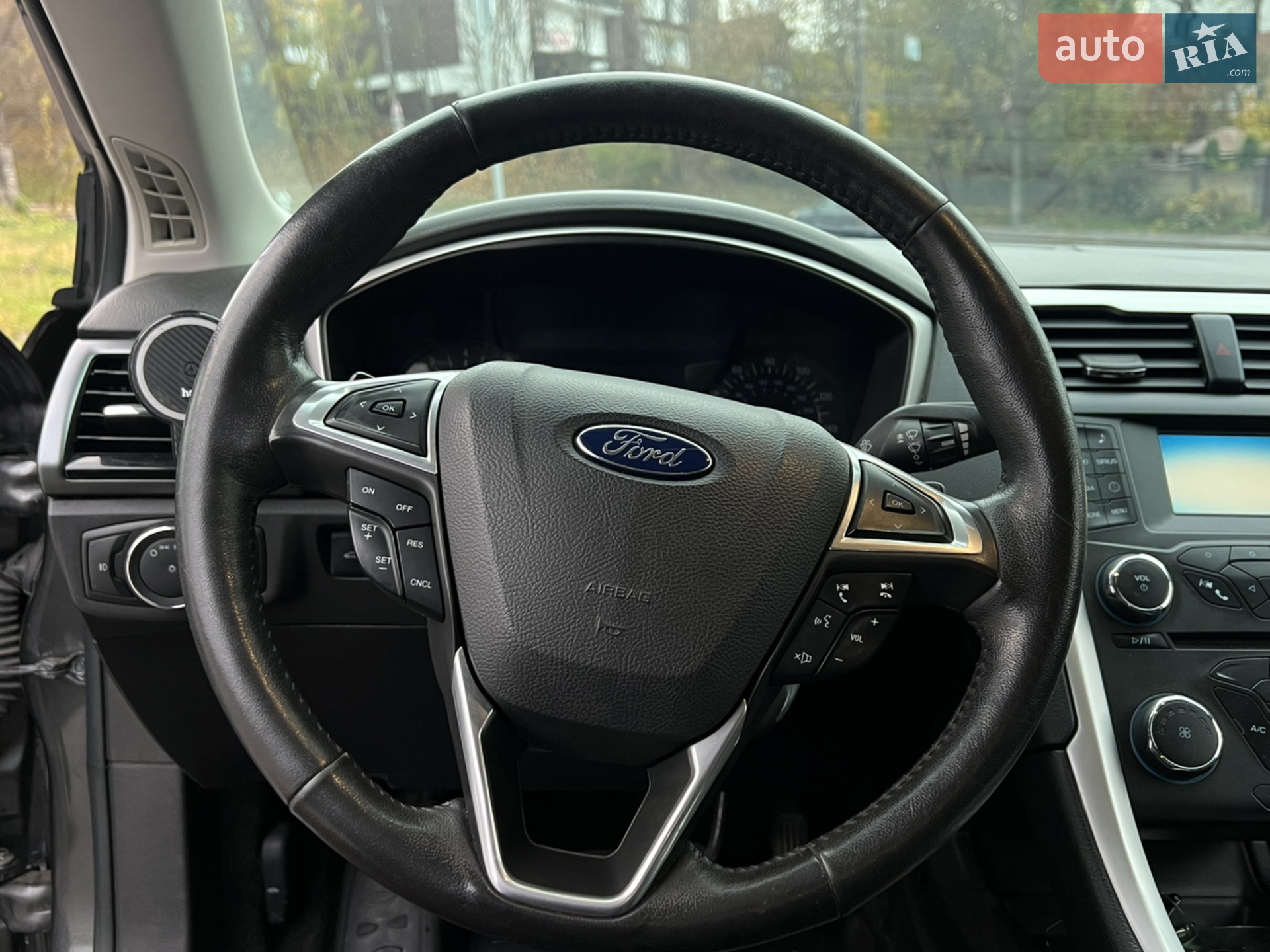 2015 Ford Fusion - мініатюра 26