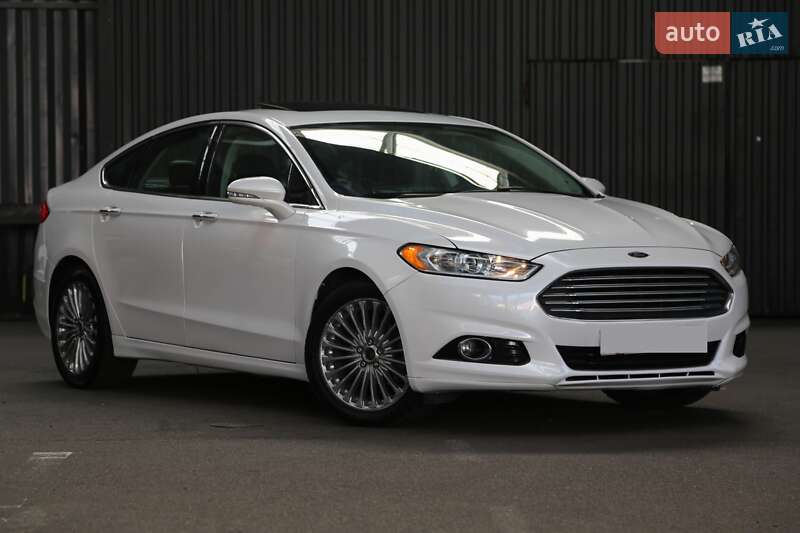 Ford Fusion 2015