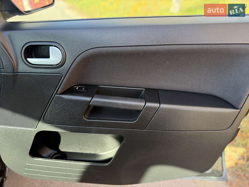 Хетчбек Ford Fusion 2009 в Борисполі фото 47 Хетчбек Ford Fusion 2009 в Борисполі