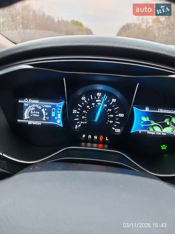 Седан Ford Fusion 2017 в Киеве фото 2 Седан Ford Fusion 2017 в Киеве