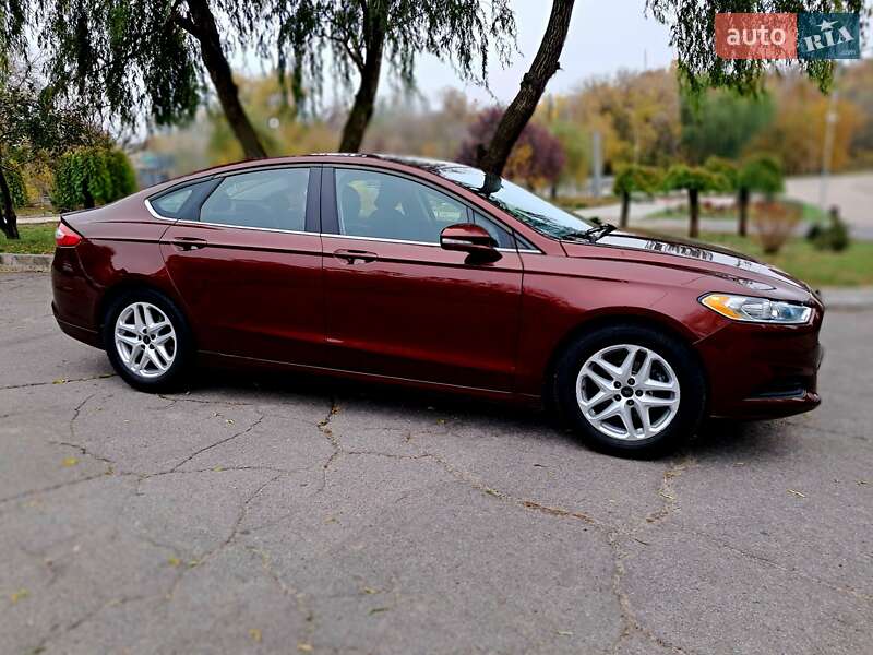 Седан Ford Fusion 2015 в Запорожье