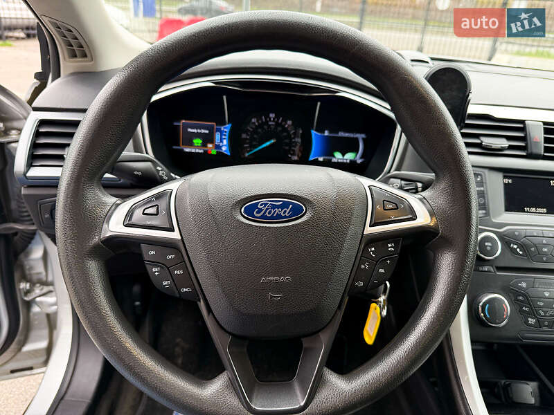 Седан Ford Fusion 2015 в Києві фото 4 Седан Ford Fusion 2015 в Києві