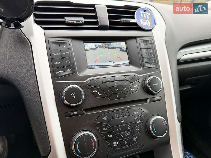 Седан Ford Fusion 2015 в Києві фото 8 Седан Ford Fusion 2015 в Києві