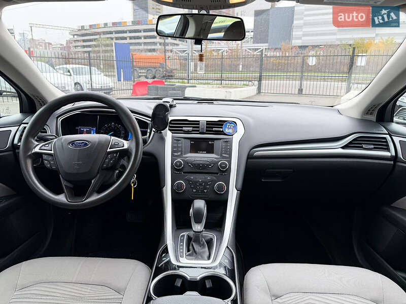 Седан Ford Fusion 2015 в Києві фото 21 Седан Ford Fusion 2015 в Києві