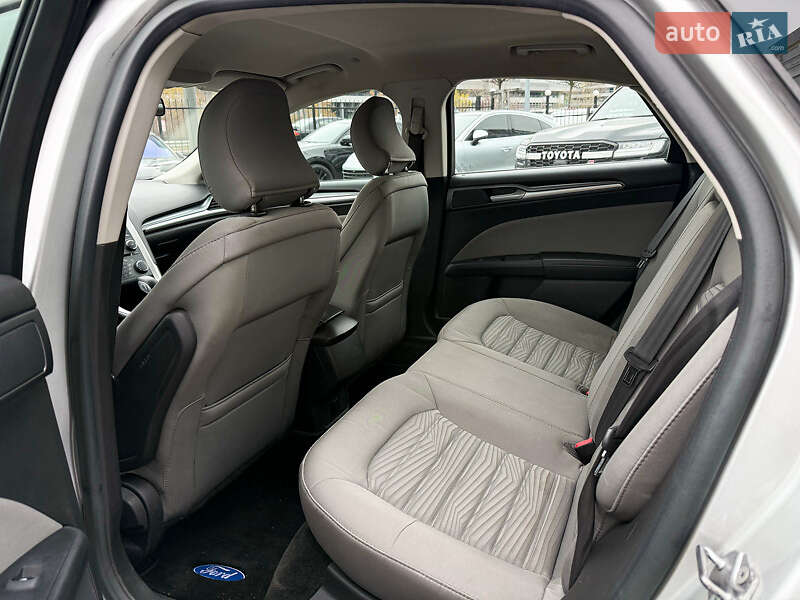 Седан Ford Fusion 2015 в Києві фото 22 Седан Ford Fusion 2015 в Києві