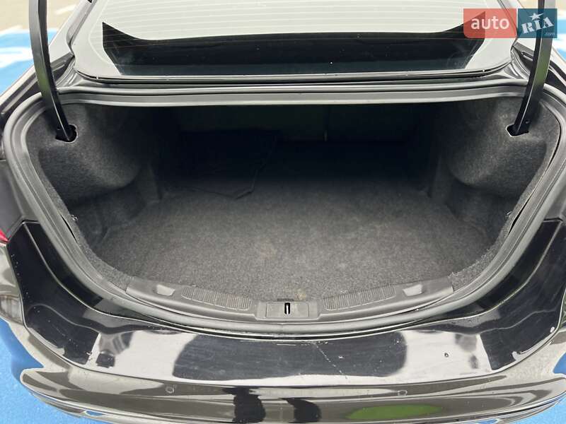 Седан Ford Fusion 2013 в Києві фото 29 Седан Ford Fusion 2013 в Києві