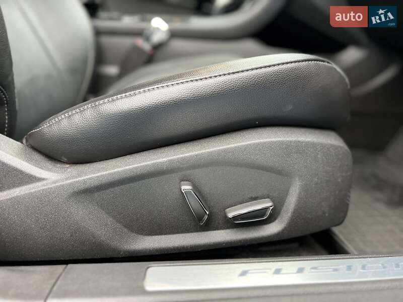 Седан Ford Fusion 2013 в Києві фото 35 Седан Ford Fusion 2013 в Києві